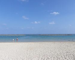 海辺の別荘の人必見！子どもと一緒に海水浴！